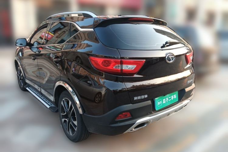 Used Soueast DX7 2015 1.5T Manual Elite Model Rear Left 45 Deg
