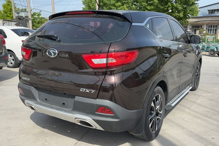 Used Soueast DX7 2015 1.5T Automatic Elite Model Rear Right 45 Deg