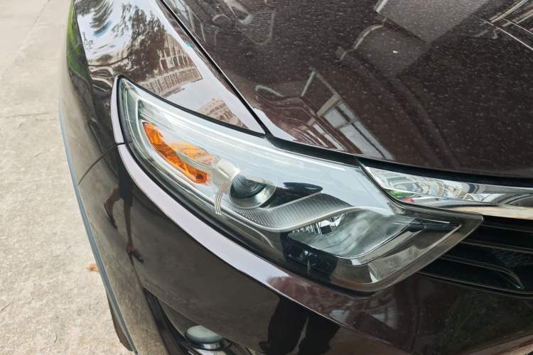 Used Soueast DX7 2015 1.5T Automatic Luxury Model Right Front Headlight