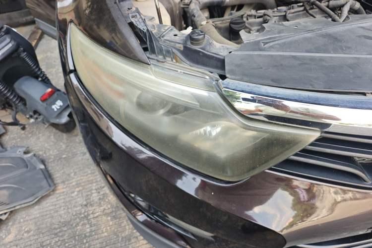 Used Soueast DX7 2015 1.5T Automatic Luxury Model Right Front Headlight