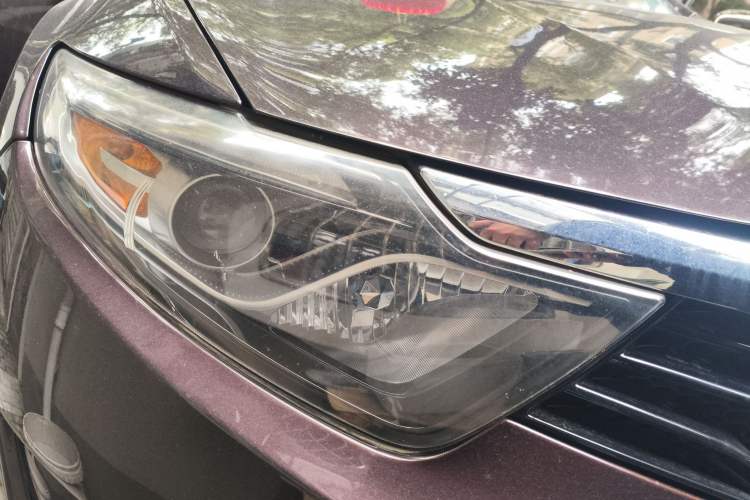 Used Soueast DX7 2015 1.5T Automatic Luxury Model Right Front Headlight