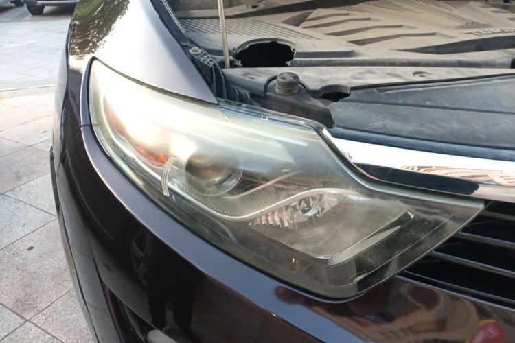 Used Soueast DX7 2015 1.5T Manual Elite Model Right Front Headlight