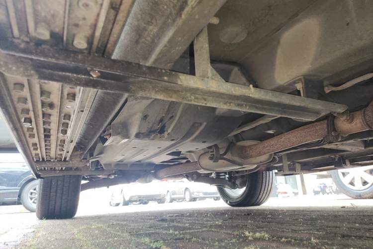 Used Soueast DX7 2015 1.5T Manual Luxury Model Right Side Sill