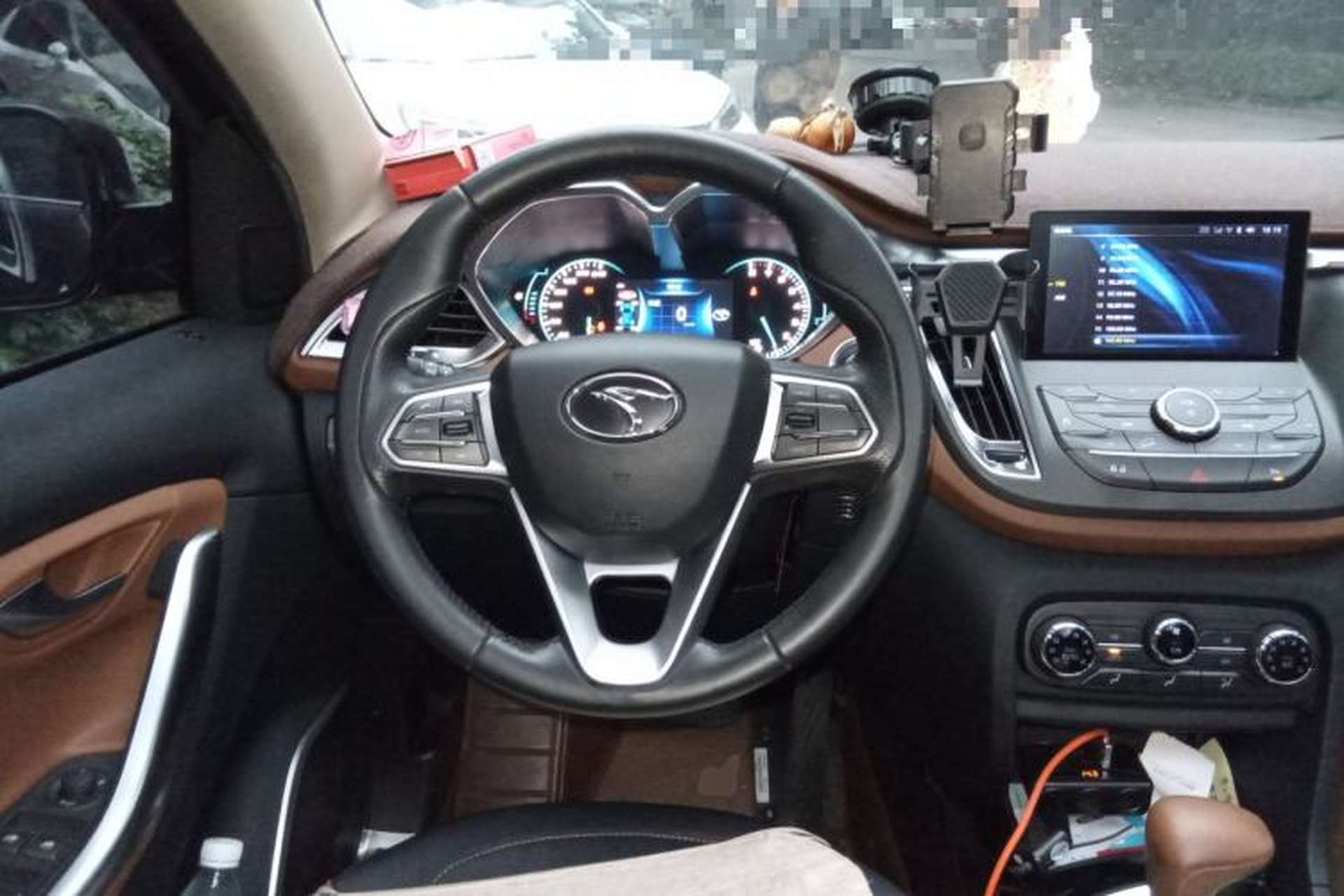 Used Soueast DX7 2015 1.5T Automatic Luxury Model Steering Wheel