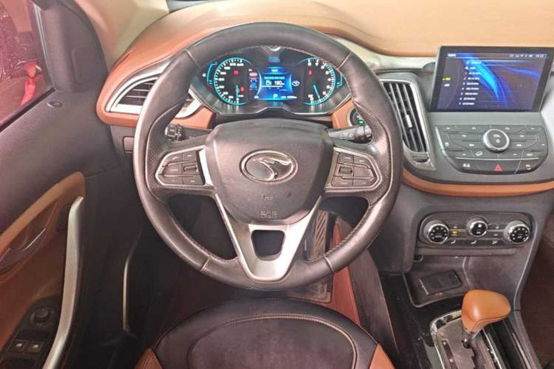 Used Soueast DX7 2015 1.5T Automatic Luxury Model Steering Wheel