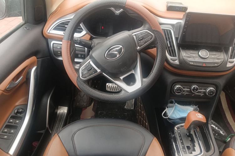 Used Soueast DX7 2015 1.5T Automatic Prestige Model Steering Wheel