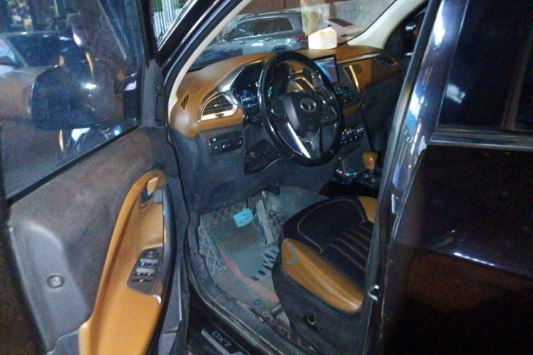 Used Soueast DX7 2015 1.5T Automatic Prestige Model Driver Seat