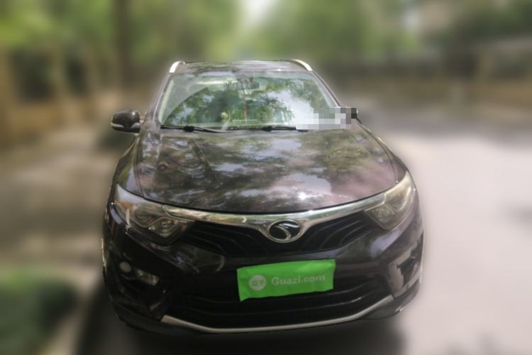 Used Soueast DX7 2015 1.5T Manual Luxury Model Front