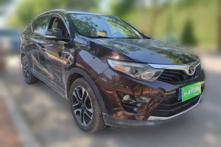 Used Soueast DX7 2015 1.5T Automatic Luxury Model Front Right 45 Deg