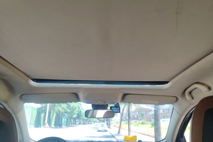 Used Soueast DX7 2015 1.5T Automatic Luxury Model Headliner