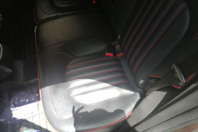 Used Soueast DX7 2015 1.5T Manual Luxury Model Left Rear Seat