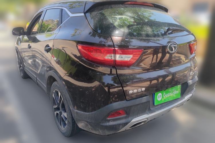 Used Soueast DX7 2015 1.5T Automatic Luxury Model Rear Left 45 Deg