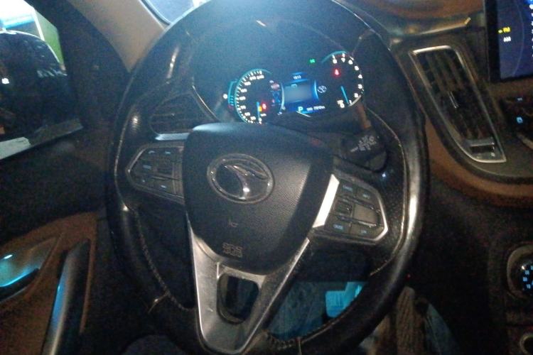 Used Soueast DX7 2015 1.5T Automatic Prestige Model Steering Wheel