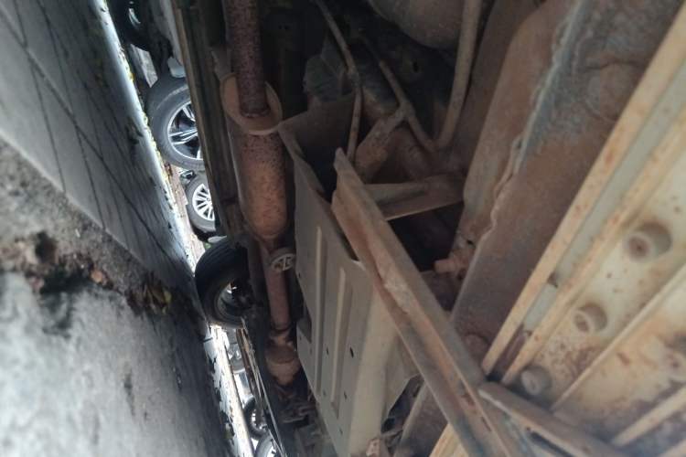 Used Soueast DX7 2015 1.5T Automatic Prestige Model Chassis Rear Right