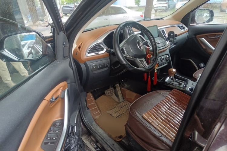 Used Soueast DX7 2015 1.5T Automatic Prestige Model Driver Seat