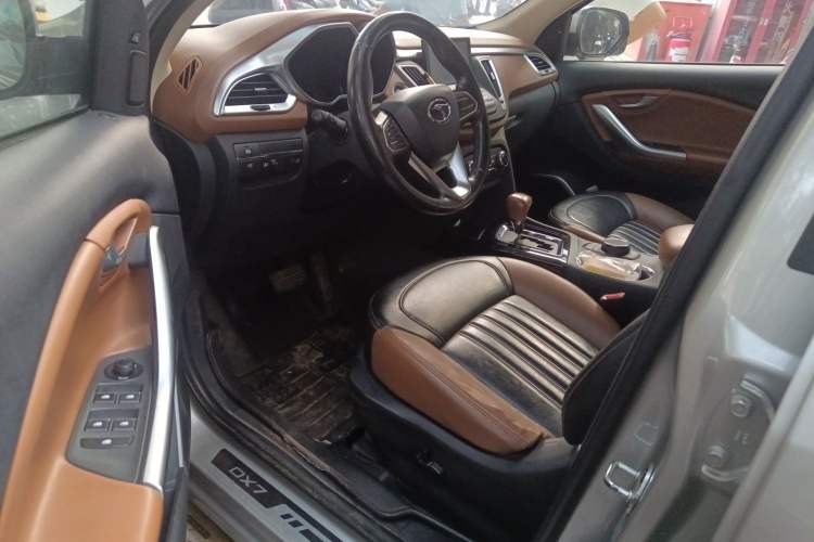 Used Soueast DX7 2015 1.5T Automatic Prestige Model Driver Seat