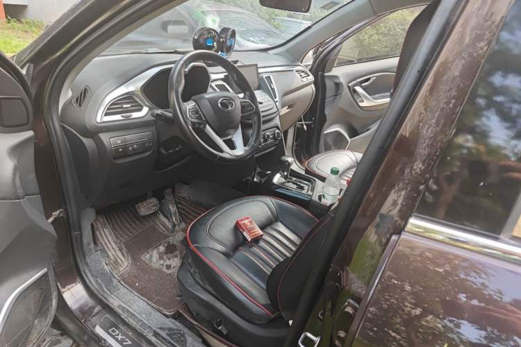 Used Soueast DX7 2015 1.5T Automatic Luxury Model Left Front Seat