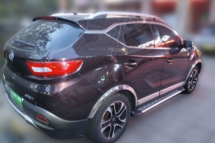 Used Soueast DX7 2015 1.5T Manual Elite Model Rear Right 45 Deg