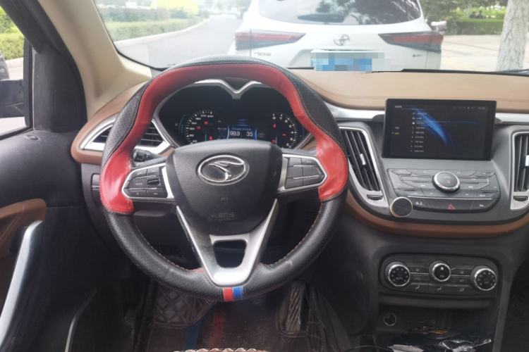 Used Soueast DX7 2015 1.5T Manual Luxury Model Steering Wheel