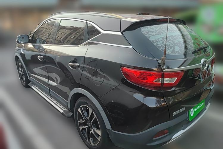 Used Soueast DX7 2015 1.5T Automatic Luxury Model Rear Left 45 Deg