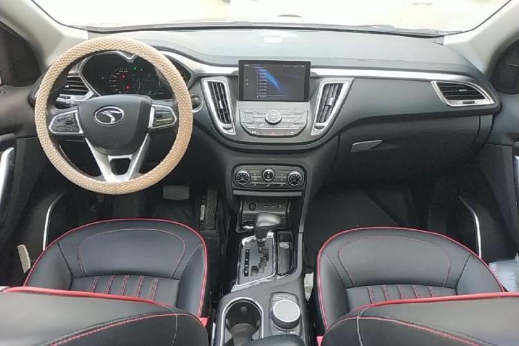 Used Soueast DX7 2015 1.5T Automatic Luxury Model Center Console