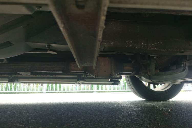 Used Soueast DX7 2015 1.5T Automatic Prestige Model Chassis Front Right