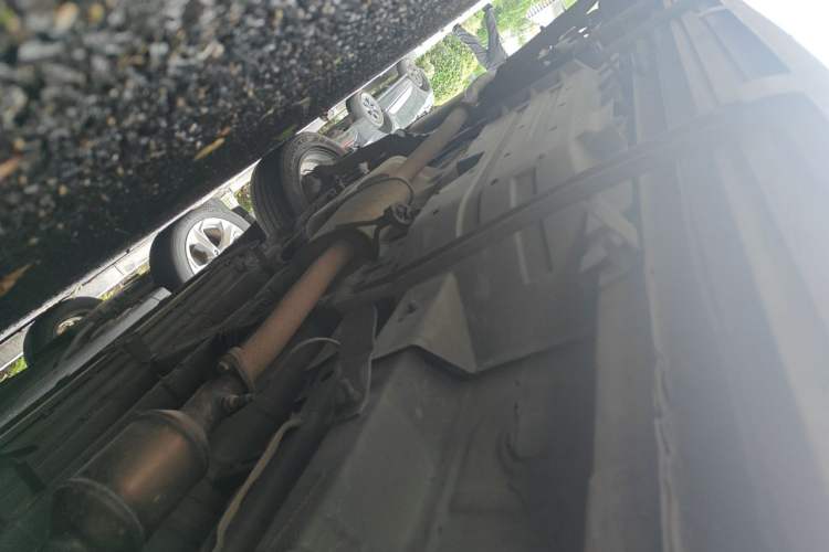 Used Soueast DX7 2015 1.5T Automatic Prestige Model Chassis Front Right