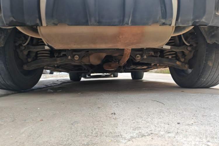 Used Soueast DX7 2015 1.5T Automatic Elite Model Chassis Rear
