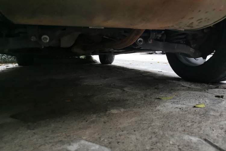 Used Soueast DX7 2015 1.5T Automatic Luxury Model Chassis Rear