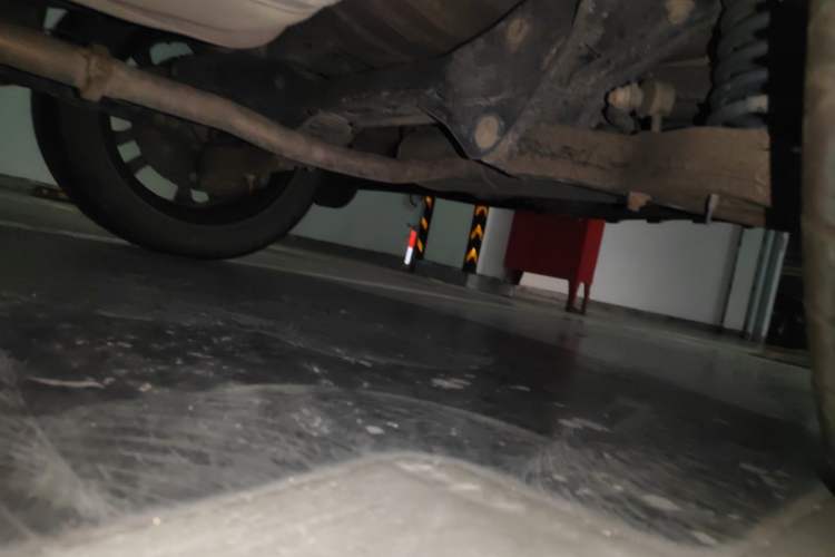 Used Soueast DX7 2015 1.5T Manual Luxury Model Chassis Rear Left