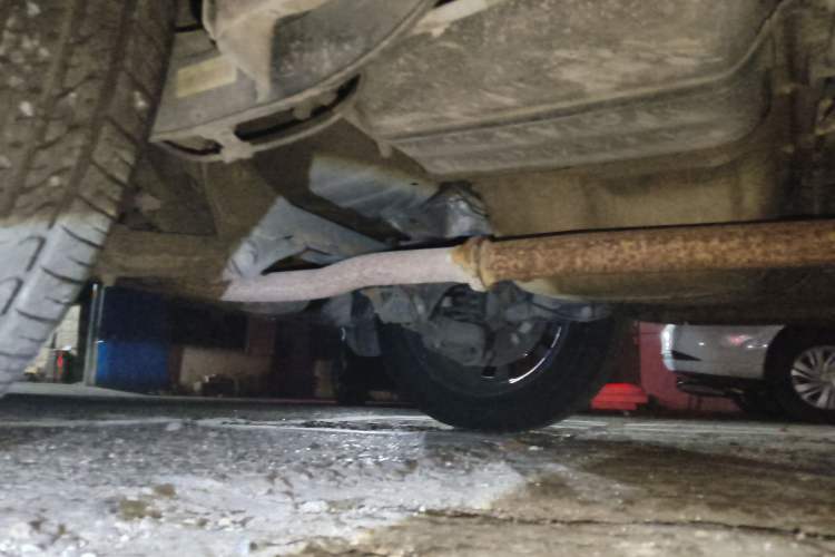 Used Soueast DX7 2015 1.5T Automatic Prestige Model Chassis Rear Right