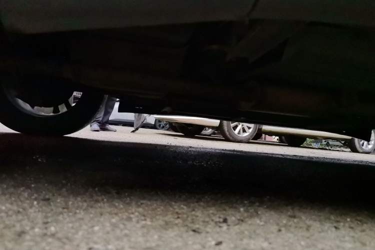 Used Soueast DX7 2015 1.5T Automatic Luxury Model Chassis Rear Right
