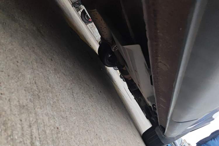 Used Soueast DX7 2015 1.5T Manual Elite Model Chassis Rear Right