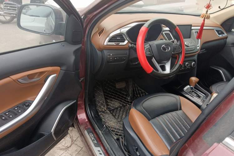 Used Soueast DX7 2015 1.5T Automatic Luxury Model Driver Seat