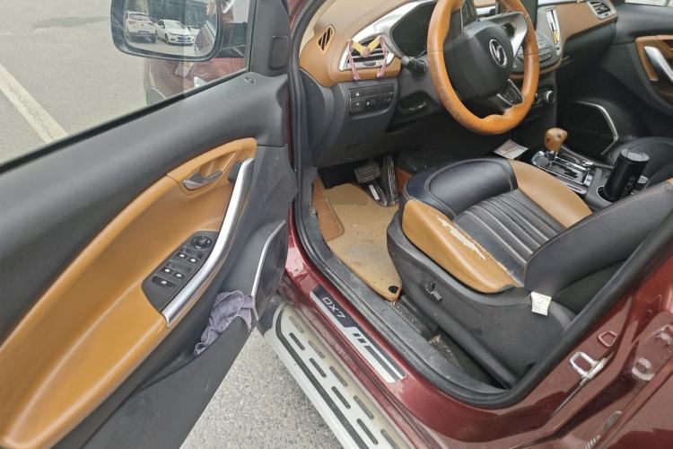 Used Soueast DX7 2015 1.5T Automatic Luxury Model Driver Seat