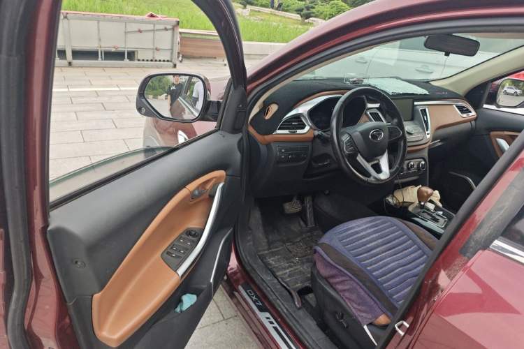 Used Soueast DX7 2015 1.5T Automatic Prestige Model Driver Seat