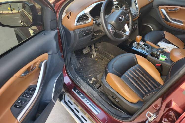 Used Soueast DX7 2015 1.5T Automatic Luxury Model Driver Seat