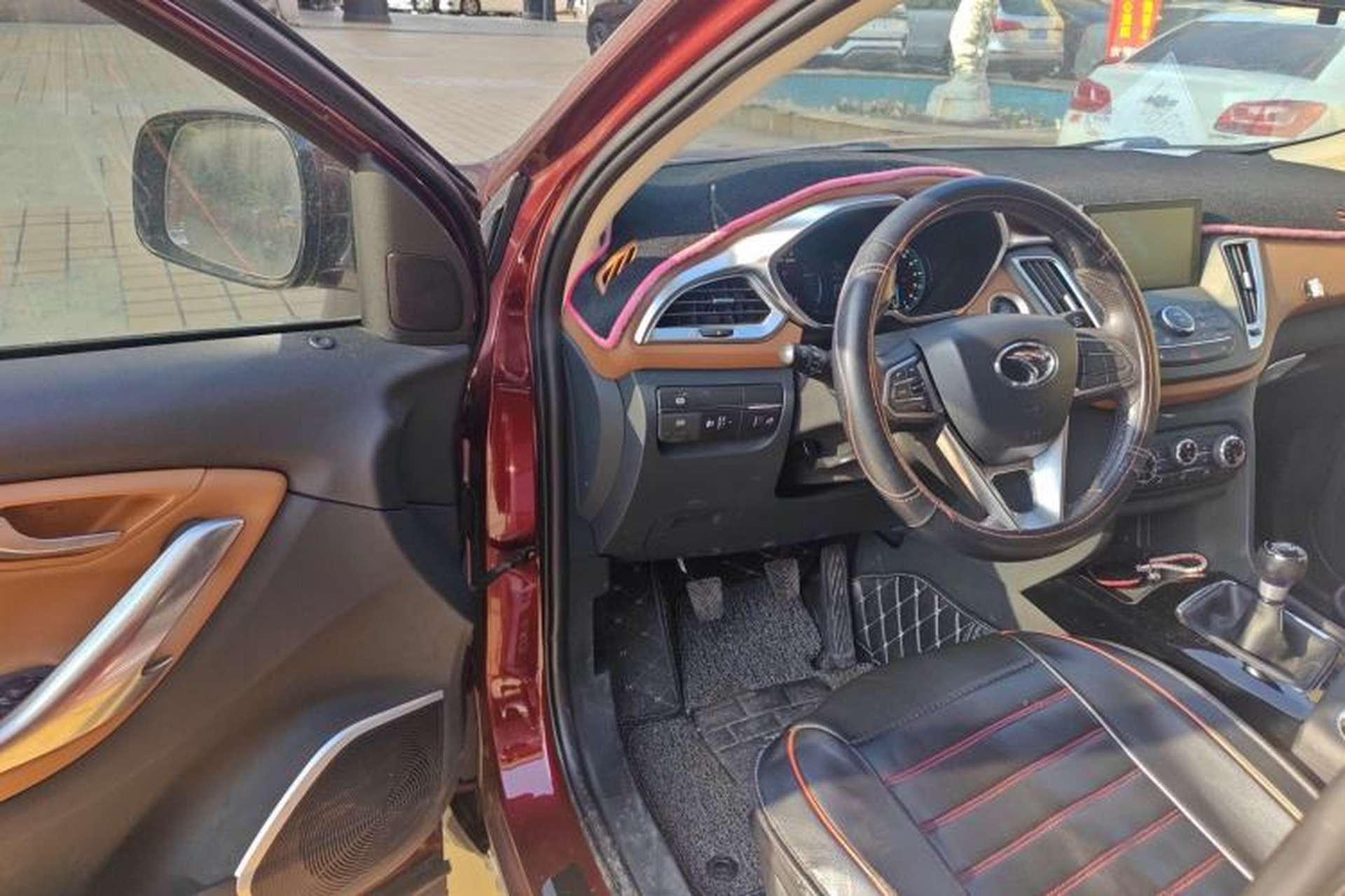 Used Soueast DX7 2015 1.5T Manual Luxury Model Driver Seat