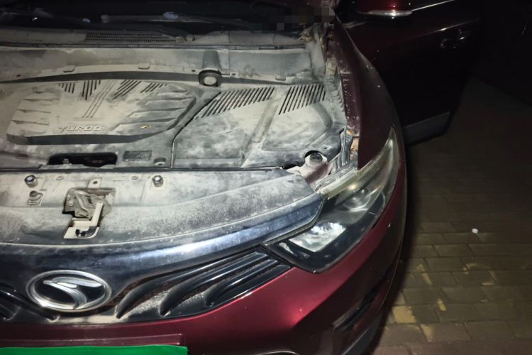 Used Soueast DX7 2015 1.5T Automatic Luxury Model Engine Bay Left