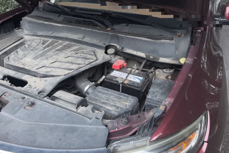 Used Soueast DX7 2015 1.5T Manual Luxury Model Engine Bay Left