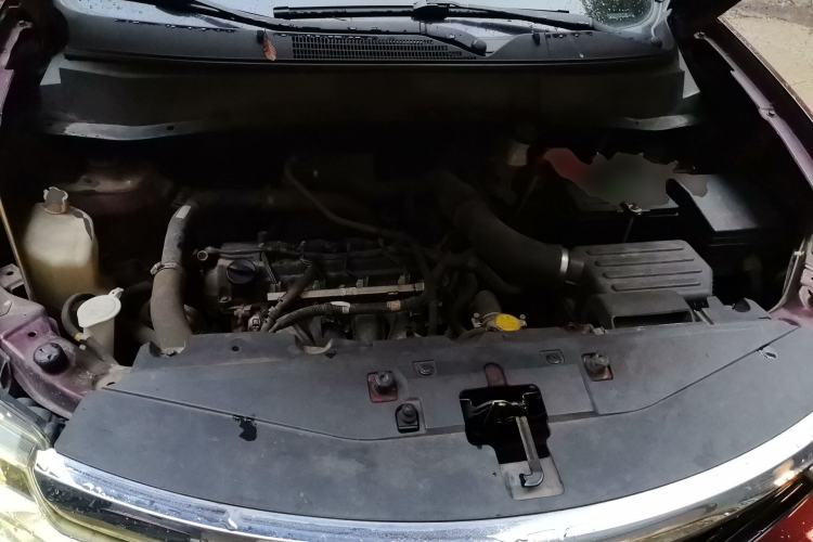 Used Soueast DX7 2015 1.5T Automatic Luxury Model Engine Bay
