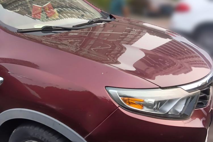 Used Soueast DX7 2015 1.5T Automatic Luxury Model Front Right 45 Deg