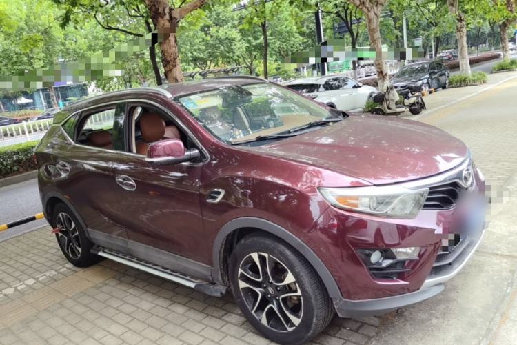 Used Soueast DX7 2015 1.5T Automatic Luxury Model Front Right 45 Deg
