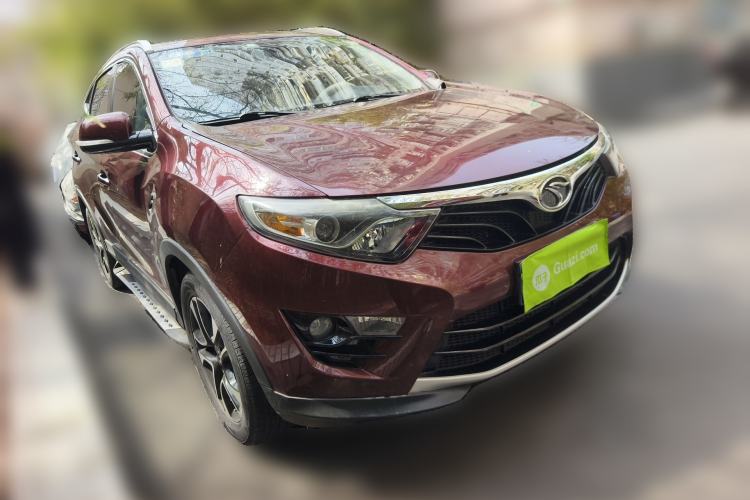 Used Soueast DX7 2015 1.5T Automatic Luxury Model Front Right 45 Deg