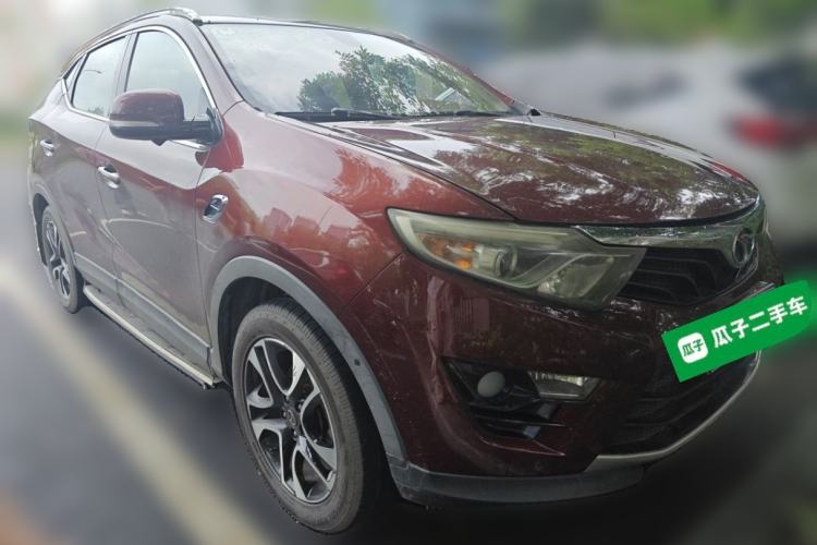 Used Soueast DX7 2015 1.5T Automatic Prestige Model Front Right 45 Deg