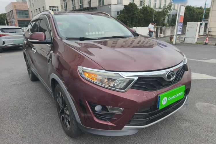 Used Soueast DX7 2015 1.5T Automatic Luxury Model Front Right 45 Deg