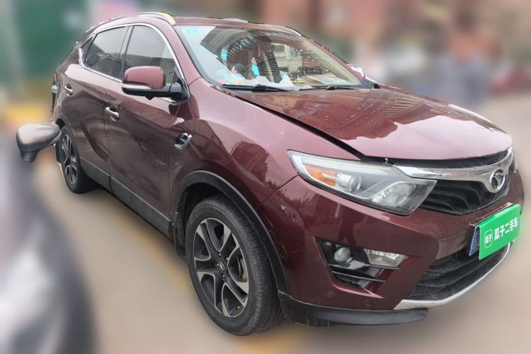 Used Soueast DX7 2015 1.5T Automatic Luxury Model Front Right 45 Deg