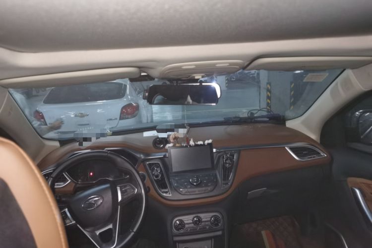 Used Soueast DX7 2015 1.5T Automatic Luxury Model Headliner