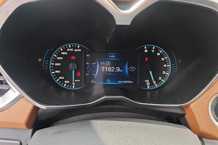 Used Soueast DX7 2015 1.5T Manual Luxury Model Instrument Cluster