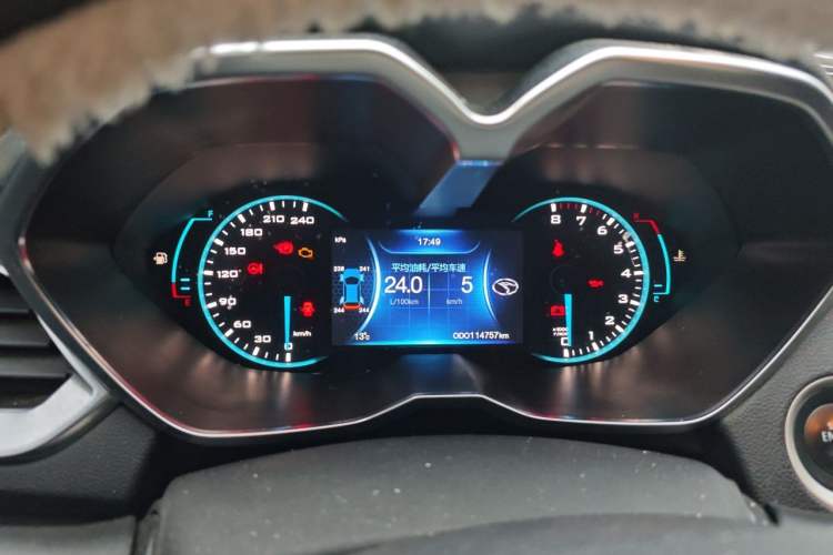 Used Soueast DX7 2015 1.5T Manual Luxury Model Instrument Cluster